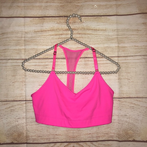 Victoria's Secret Other - 🎃Victoria secrets sports size medium sports bra Victoria's Secret Other - 🎃Victoria secrets sports size medium sports bra
